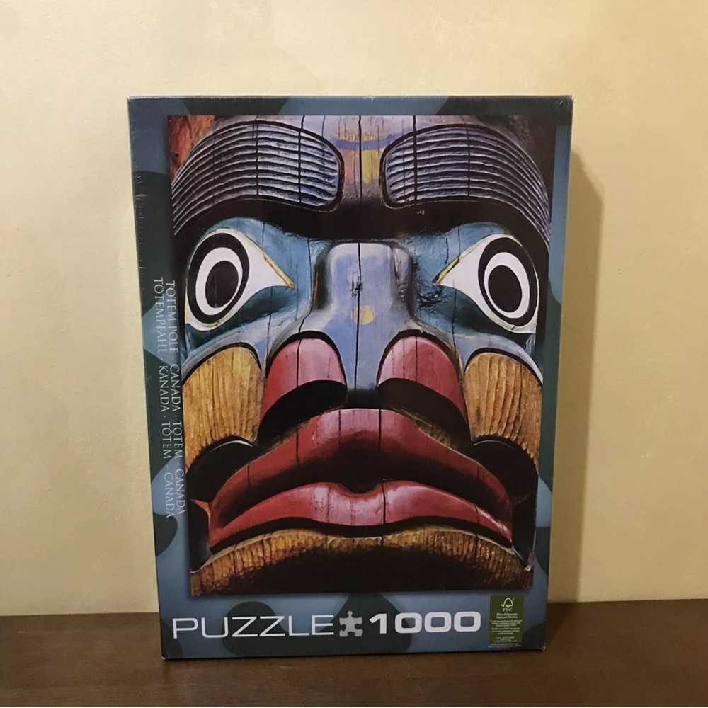 Eurographics Canadian Totem Pole Jigsaw Puzzle SEALED, 1000 Piece 19 x 26, Krug